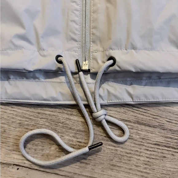 The North Face Men’s xxl Antora rain hooded jacket- full zip - Picture 2 of 5